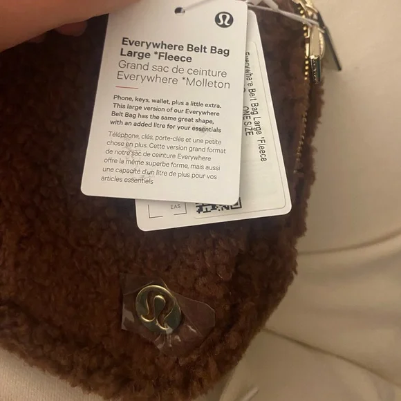 💕NEW💕 Lululemon Brown Textured Fleece Bag with Zipper - Picture 7 of 7